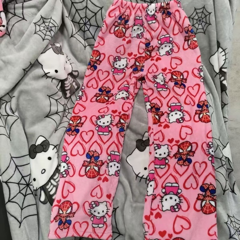 Hot Hello Kitty Flannel Pajama - Winter Clothing In Japan recensie en prijs